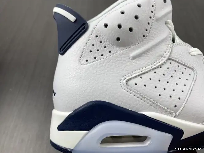 CT8529-141 Jordan Navy 6 (2022) Midnight Retro 0427